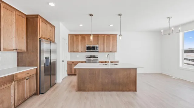 $499,900 | 1517 Creekwood Drive, New Richmond, WI 54017