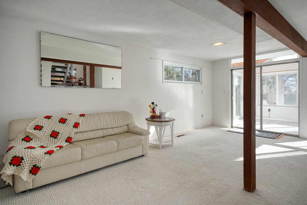 101 Ridge Street Arlington, MA 02474 - Photo 24 of 41 Gallery Image 24