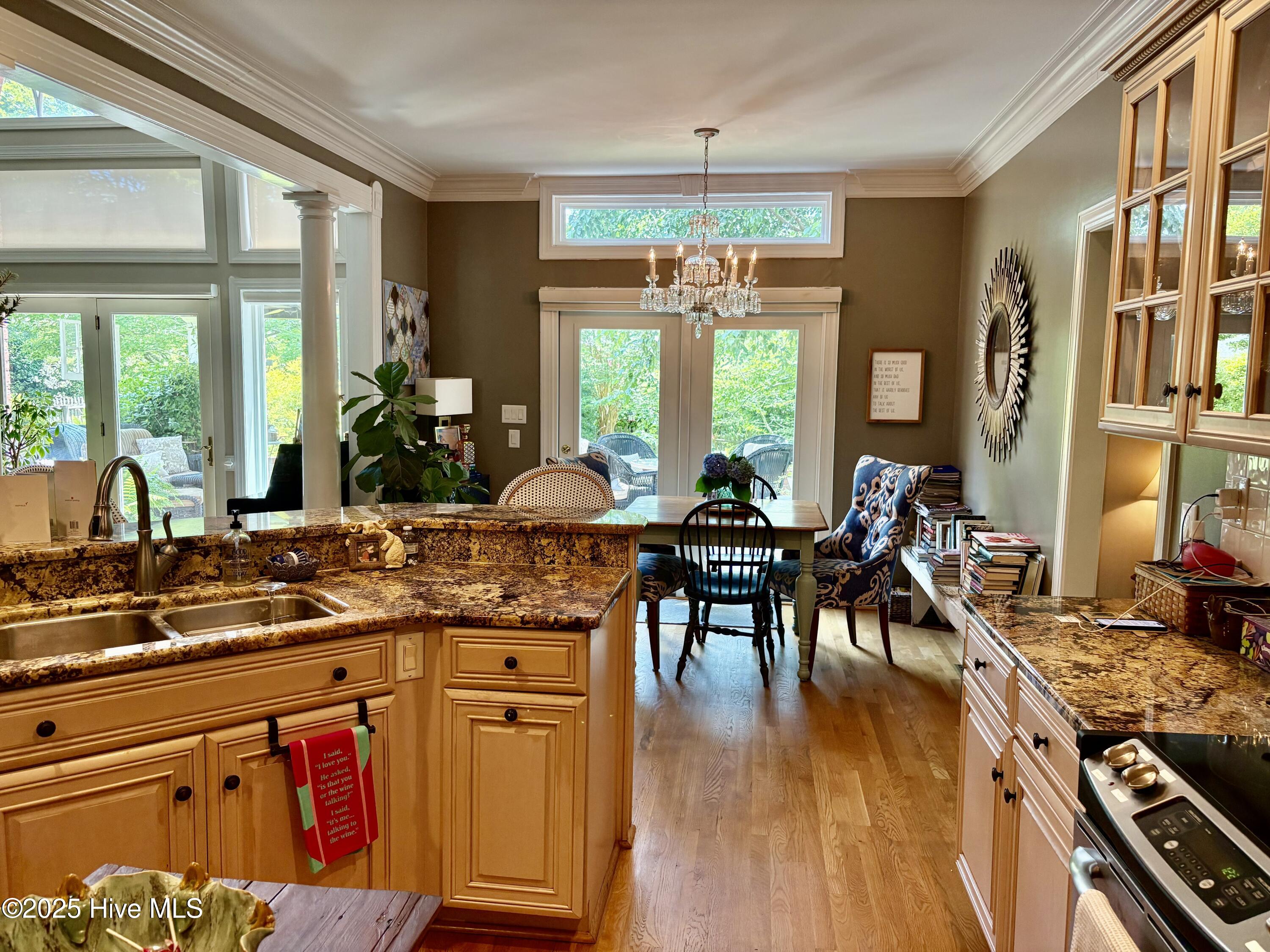 1009 Colleton Way New Bern, NC 28562 - Photo 8 of 37 Breakfast room