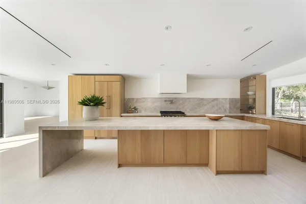 $16,000 | 8800 Southwest 118th Street, Miami, FL 33176