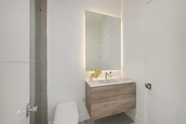 $16,000 | 8800 Southwest 118th Street, Miami, FL 33176