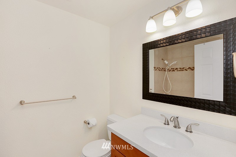 4119 Northeast 24th Street Renton, WA 98059 - Photo 17 of 25 Gallery Image 17