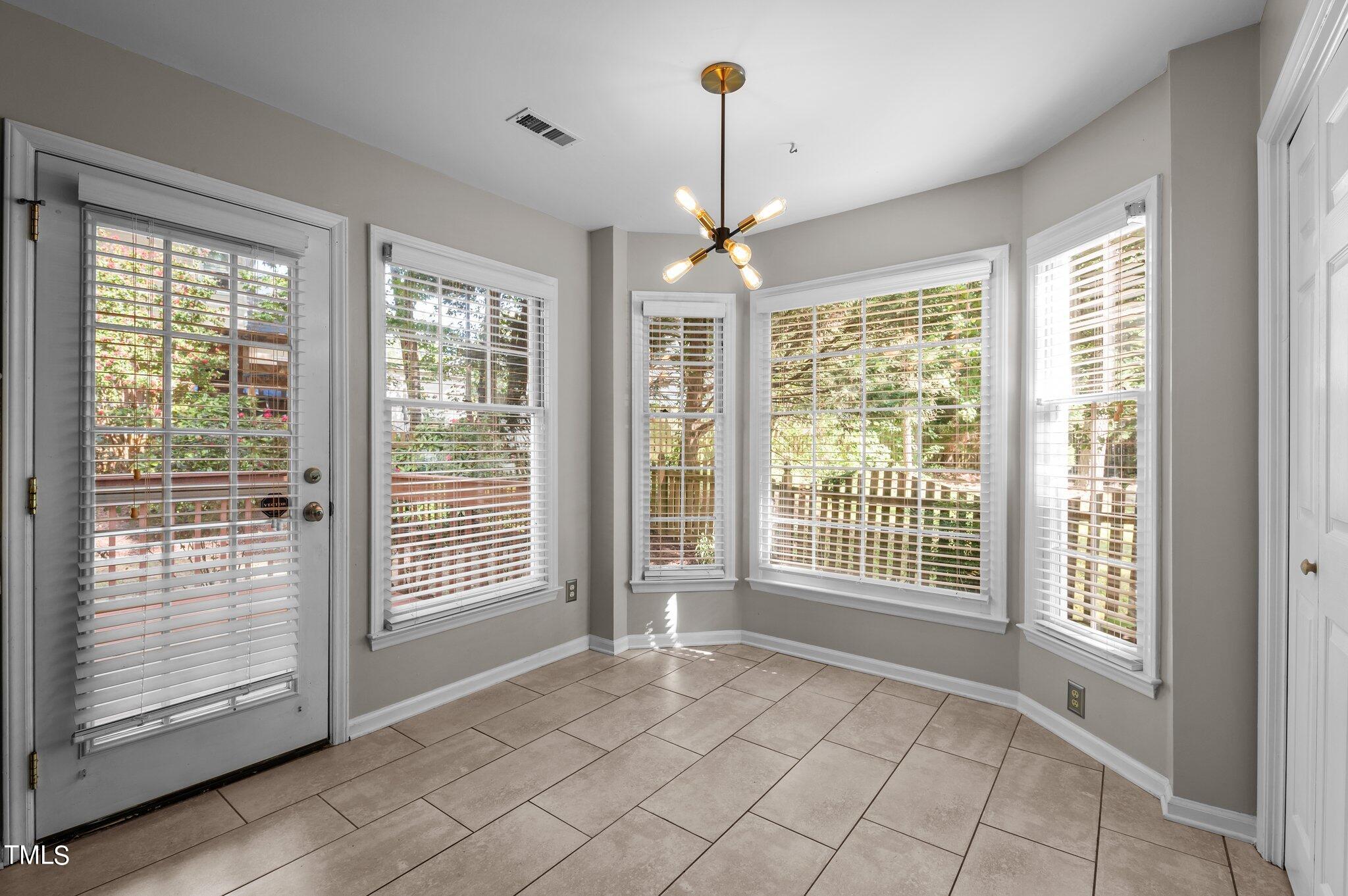 12116 Ranleigh Court Raleigh, NC 27613 - Photo 19 of 30 29-web-or-mls-DSC_0381