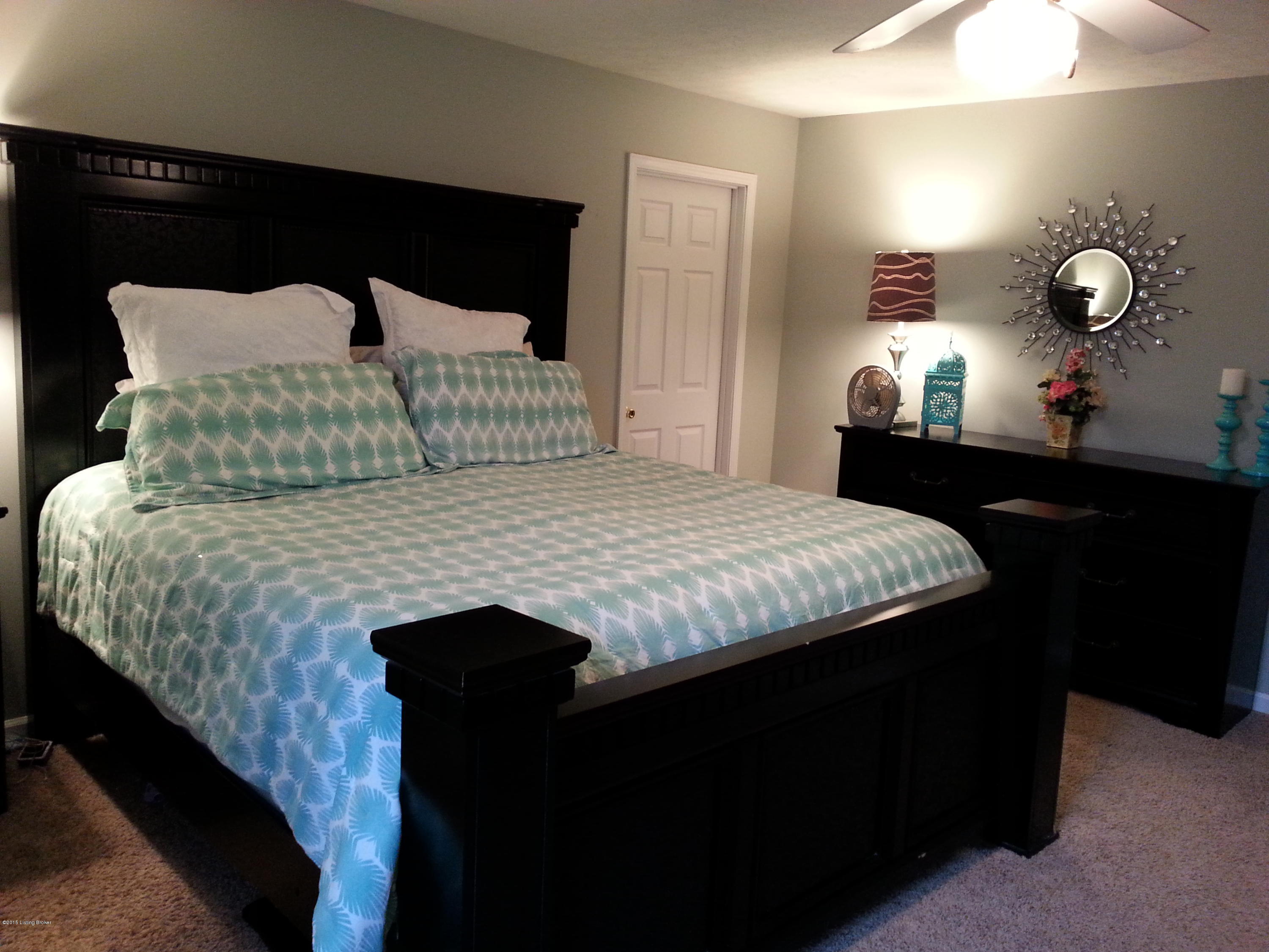 10301 Vantage Road Jeffersontown, KY 40299 - Photo 39 of 54 Master Bedroom