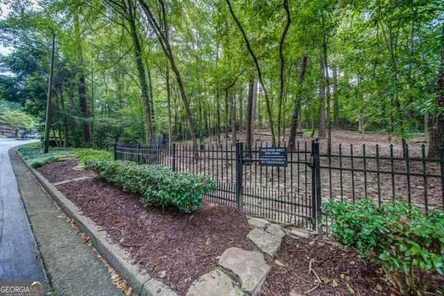 $279,900 | 4248 River Green Drive Northwest, Unit 312, Atlanta, GA 30327