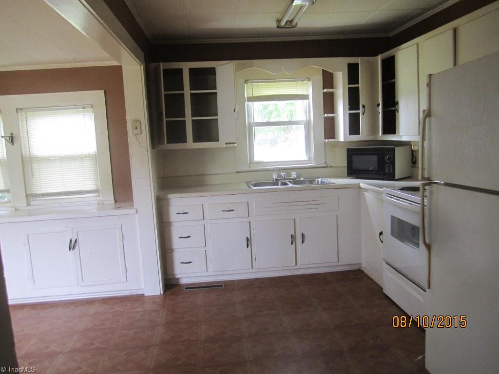 1537-c B Cb Eller School Road Elkin, NC 28621 - Photo 10 of 15 Gallery Image 10