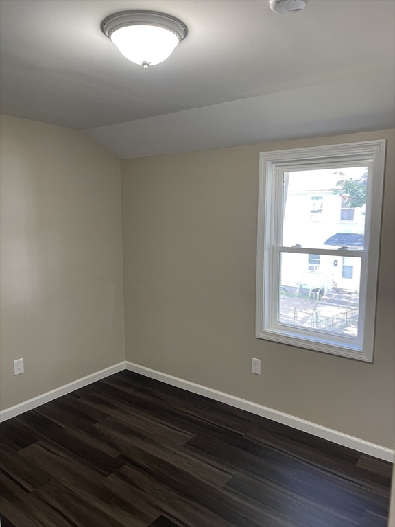 20-24 Baldwin Street Springfield, MA 01104 - Photo 20 of 37 Gallery Image 20