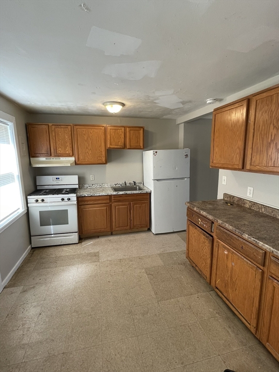 20-24 Baldwin Street Springfield, MA 01104 - Photo 28 of 37 Gallery Image 28