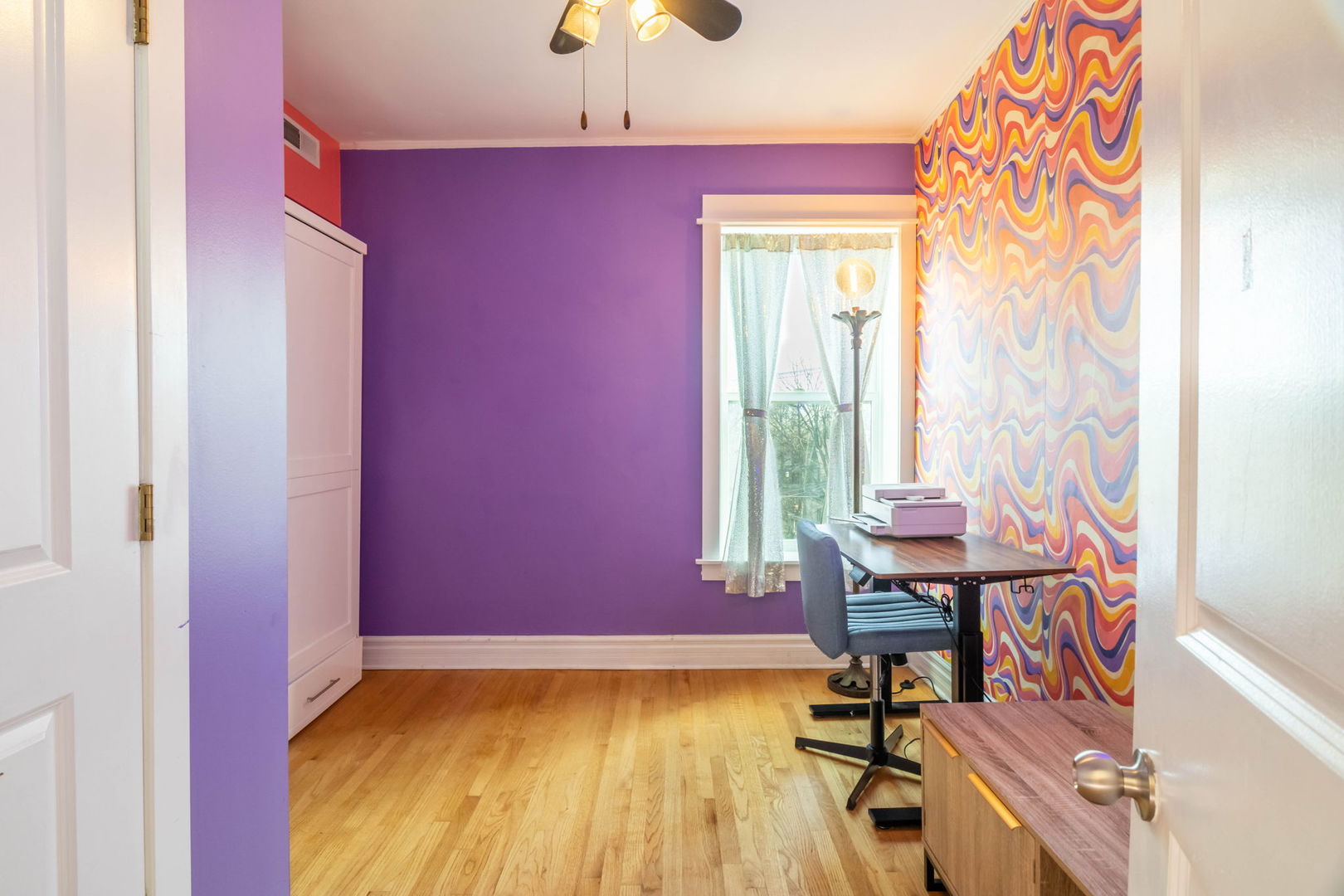 3737 North Pulaski Road, Unit 3S Chicago, IL 60641 - Photo 18 of 25 a view of a room with lounge chair and windows