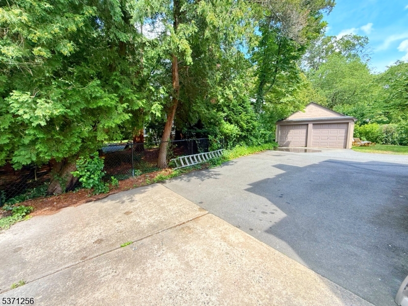 166 Washington Place Ridgewood, NJ 07450 - Photo 12 of 12