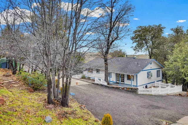 $795,000 | 17009 Iron Springs Road, Julian, CA 92036