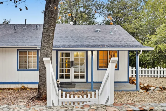 $795,000 | 17009 Iron Springs Road, Julian, CA 92036