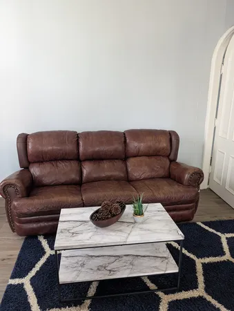 $1,200 | 1401 Bluff Street, Peru, IL 61354