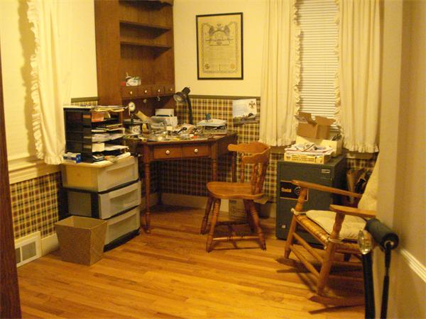 176 Emerson Street Springfield, MA 01118 - Photo 7 of 10