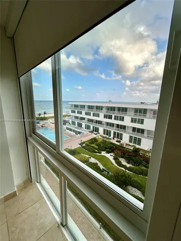 $549,770 | 5401 Collins Avenue, Unit 514, Miami Beach, FL 33140
