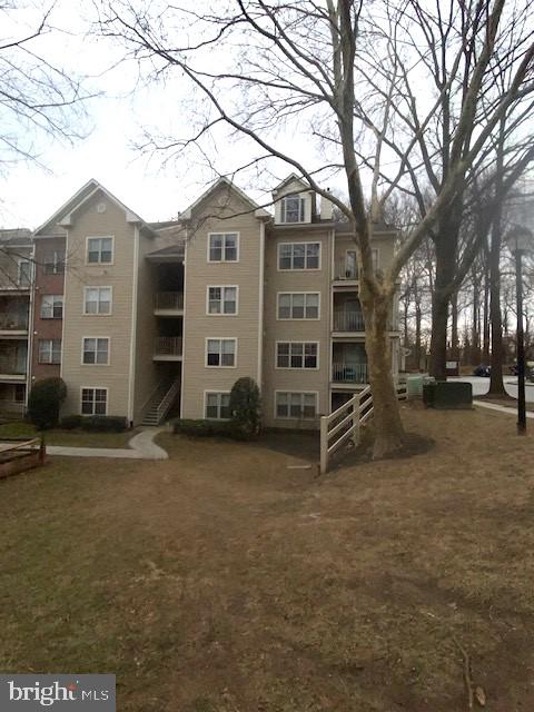 2320 Falls Gable Lane, Unit B Baltimore, MD 21209 - Photo 4 of 5