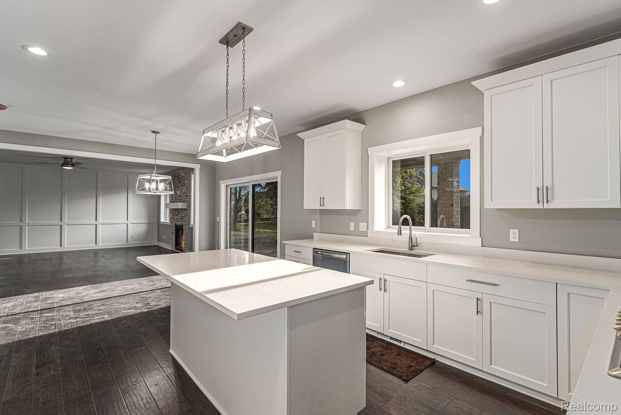 47745 Card Road Macomb, MI 48044 - Photo 14 of 29 Gallery Image 14