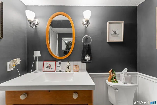 $310,000 | 4 Heather Court, Unit 4, Woodbury, CT 06798