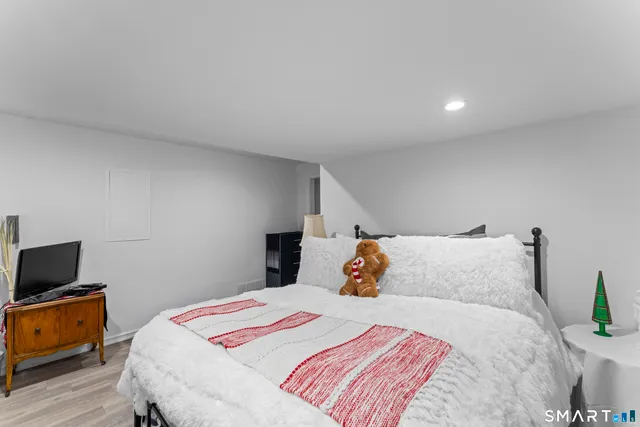 $310,000 | 4 Heather Court, Unit 4, Woodbury, CT 06798