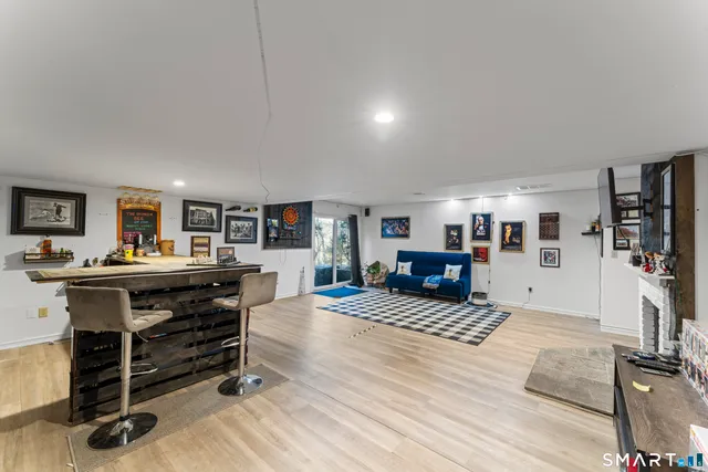 $310,000 | 4 Heather Court, Unit 4, Woodbury, CT 06798