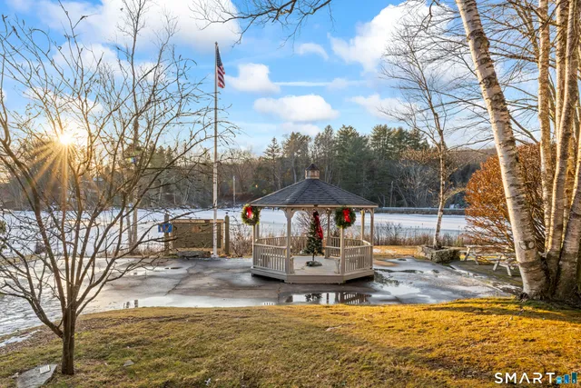 $310,000 | 4 Heather Court, Unit 4, Woodbury, CT 06798