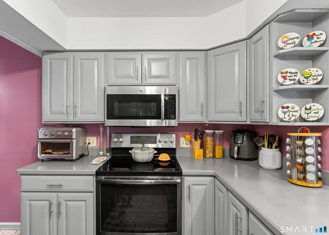 $310,000 | 4 Heather Court, Unit 4, Woodbury, CT 06798