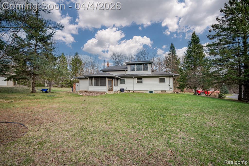 8183 Reese Road Clarkston, MI 48348 - Photo 37 of 41 Gallery Image 37