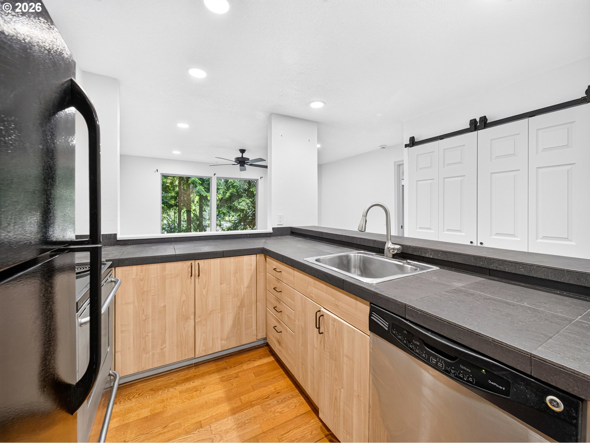 1535 Southwest Clay Street, Unit 103 Portland, OR 97201 - Photo 4 of 35 Kitchen