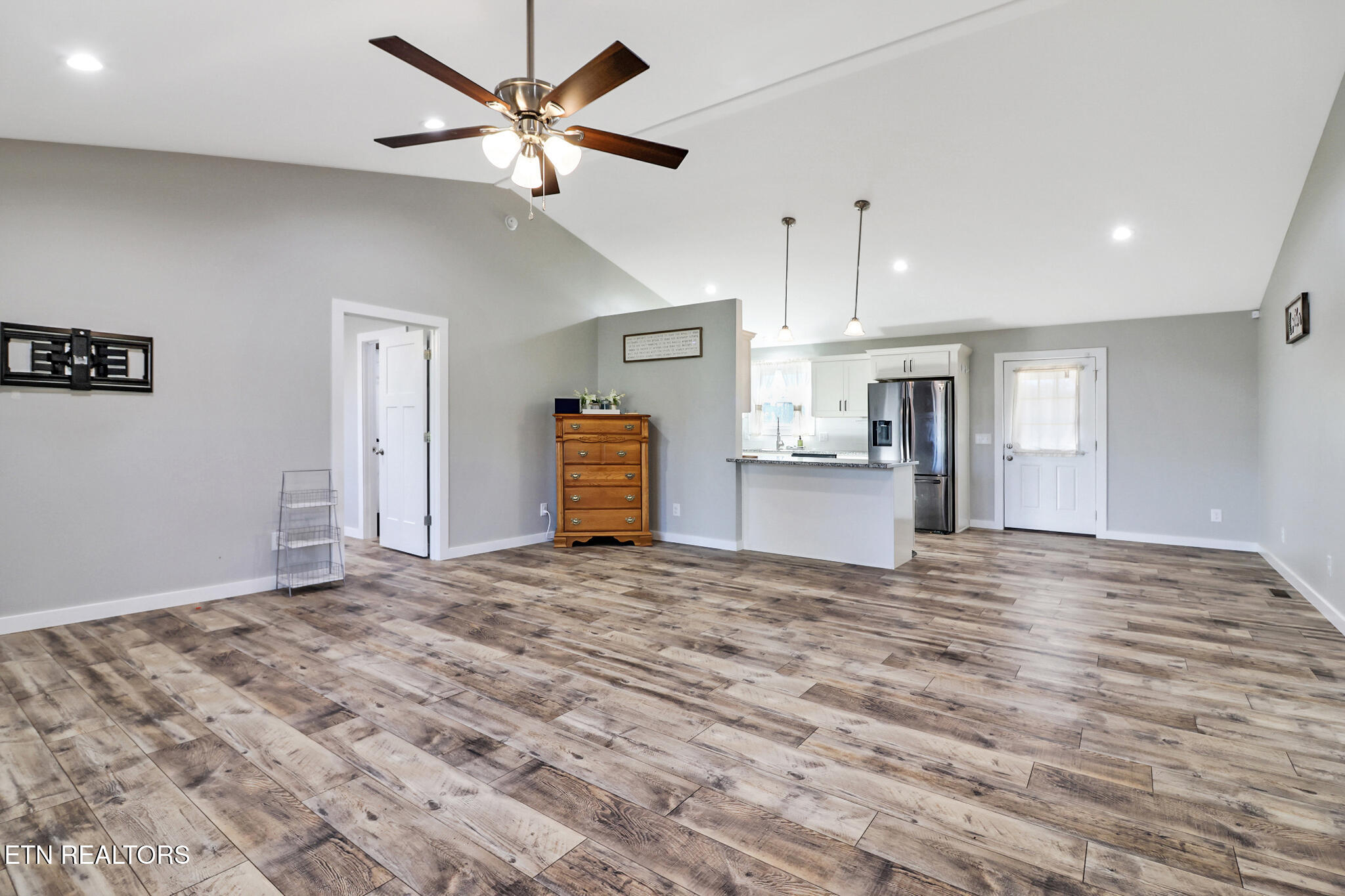 200 Armstrong Road Doyle, TN 38559 - Photo 10 of 30 if1a1524-if1a1528