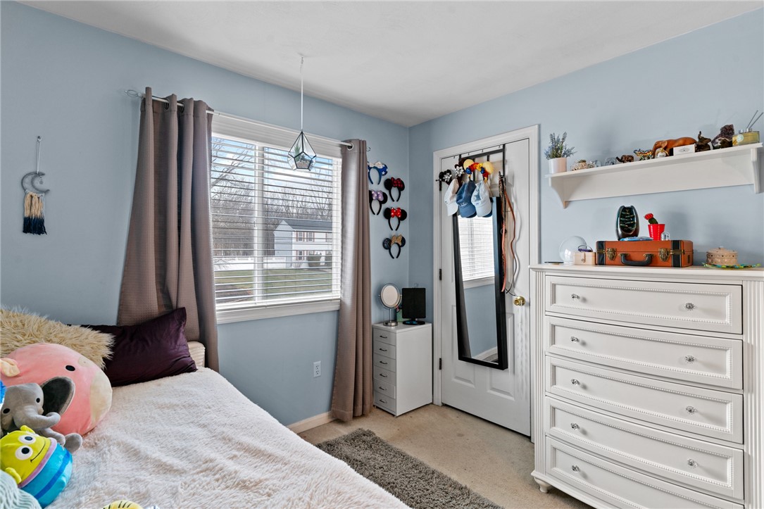 40 Eagle Drive Scituate, RI 02831 - Photo 15 of 28 Bedroom 2