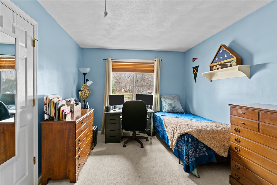 40 Eagle Drive Scituate, RI 02831 - Photo 17 of 28 Bedroom 3