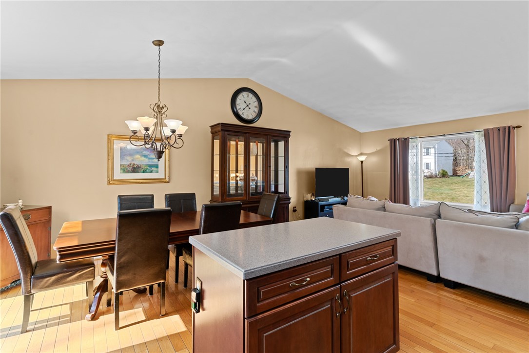 40 Eagle Drive Scituate, RI 02831 - Photo 7 of 28