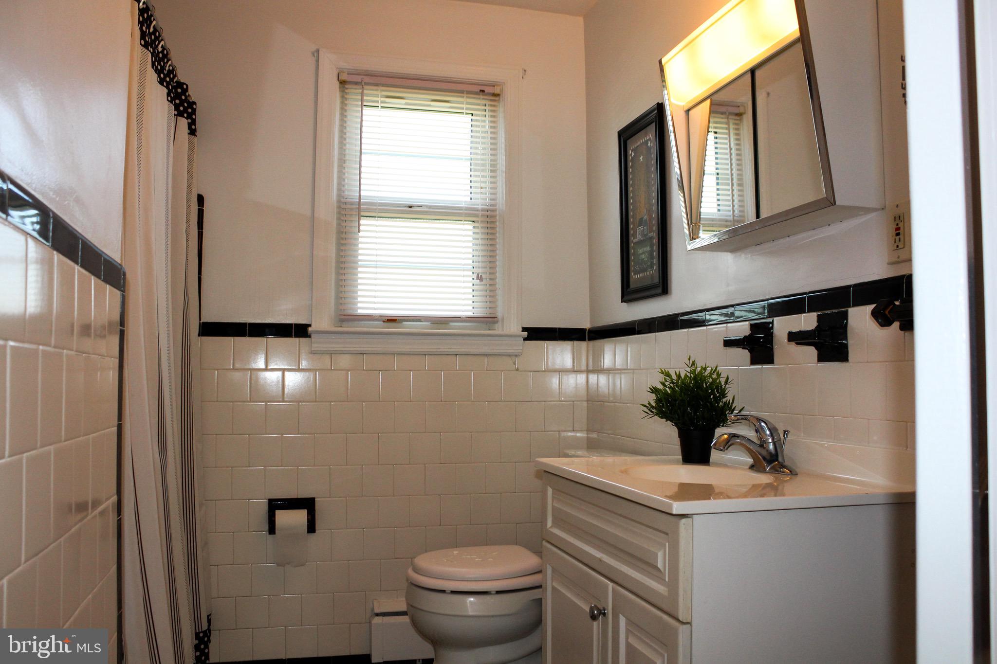 1916 Midland Road Baltimore, MD 21222 - Photo 16 of 31