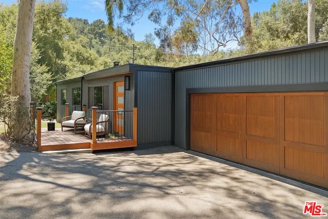 $1,449,000 | 21171 Colina Drive, Topanga, CA 90290