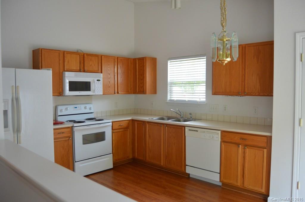 1313 River Run Road Lowell, NC 28098 - Photo 7 of 20 Gallery Image 7
