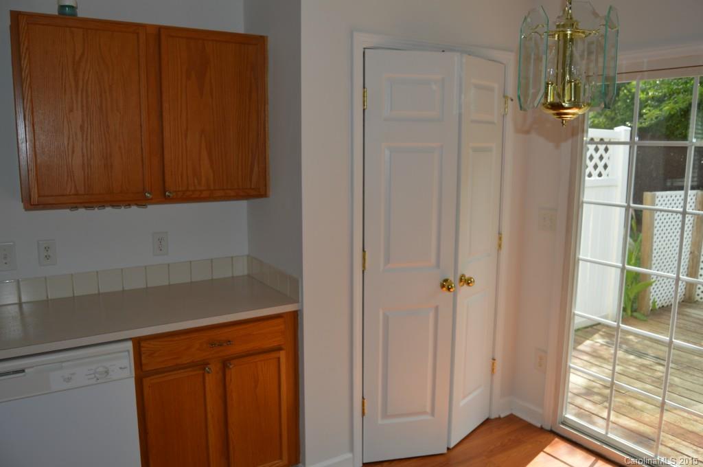 1313 River Run Road Lowell, NC 28098 - Photo 8 of 20 Gallery Image 8
