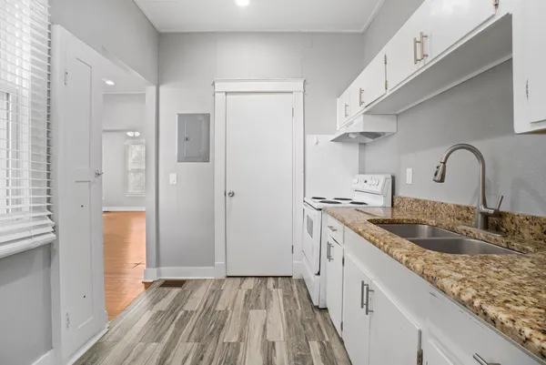 $898,000 | 107 Willim Avenue, San Antonio, TX 78209