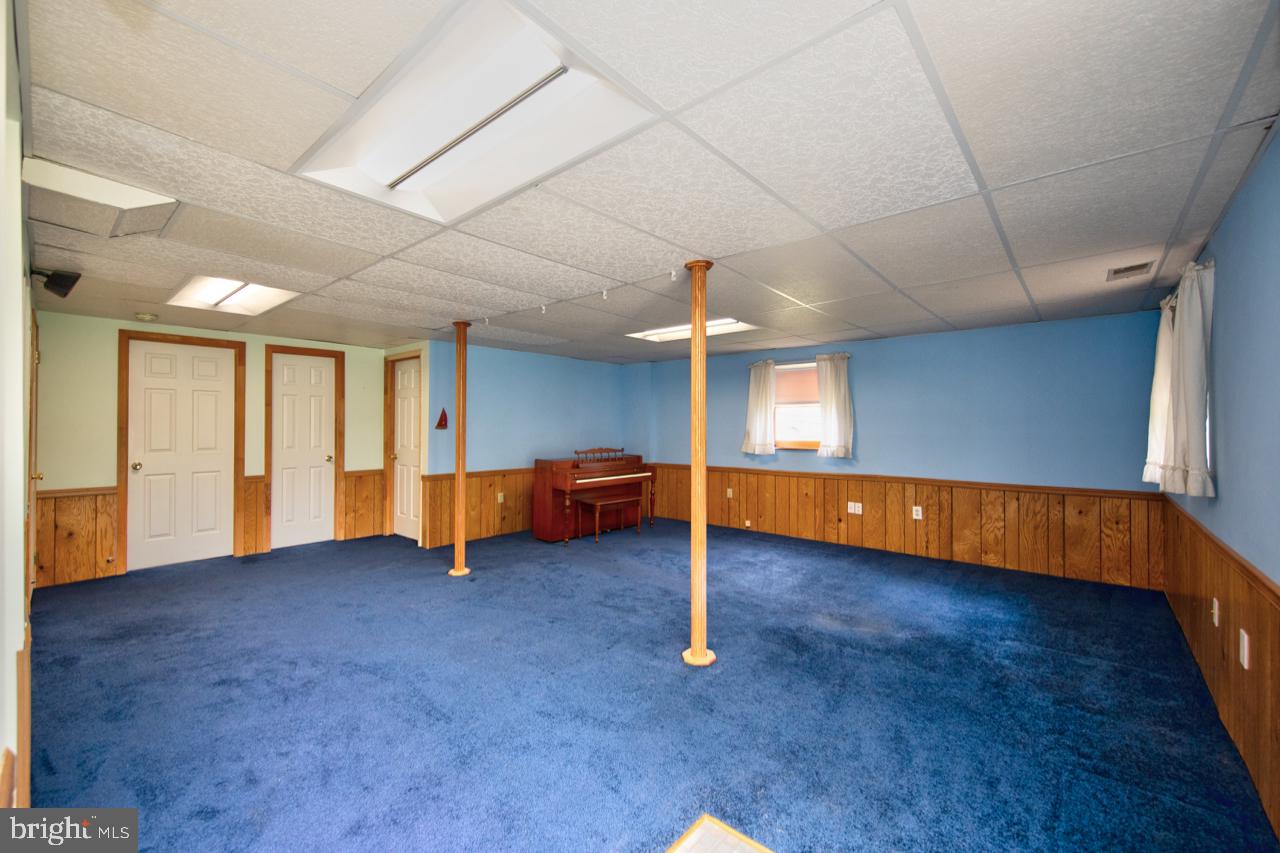 2301 Maple Road Baltimore, MD 21219 - Photo 24 of 28 Lower level recreation room