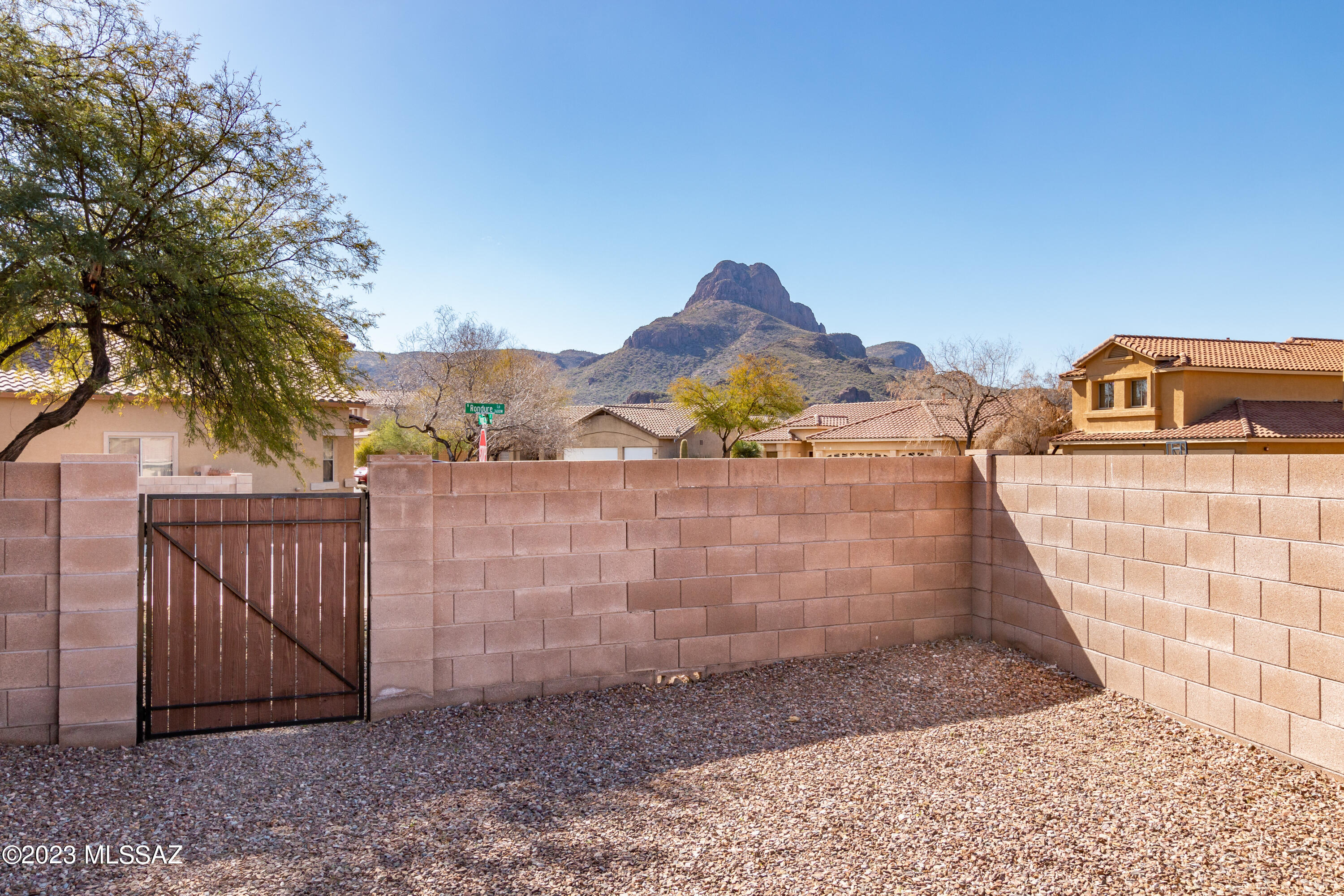 8014 North Rondure Loop Tucson, AZ 85743 - Photo 23 of 31 Gallery Image 23
