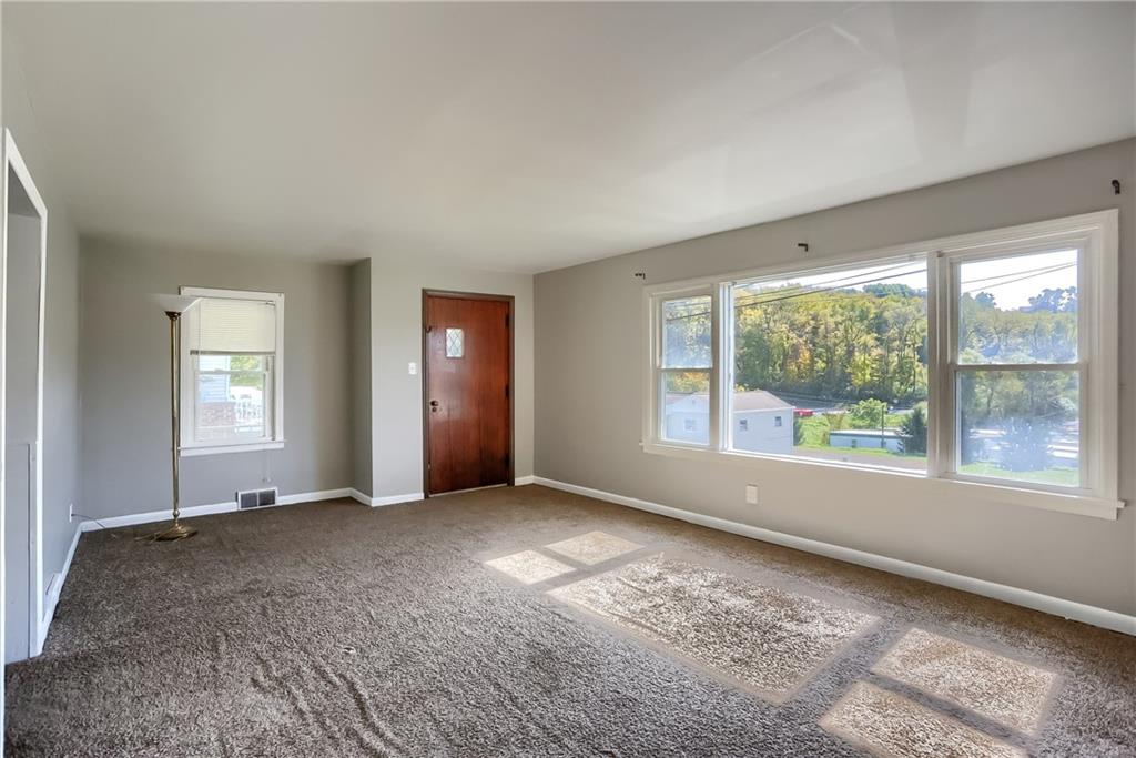 41 Lindley Road Canonsburg, PA 15317 - Photo 4 of 15 Gallery Image 4
