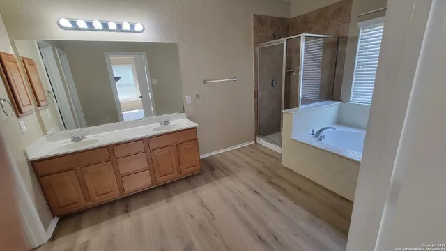 $2,200 | 26311 Presidio, Boerne, TX 78015