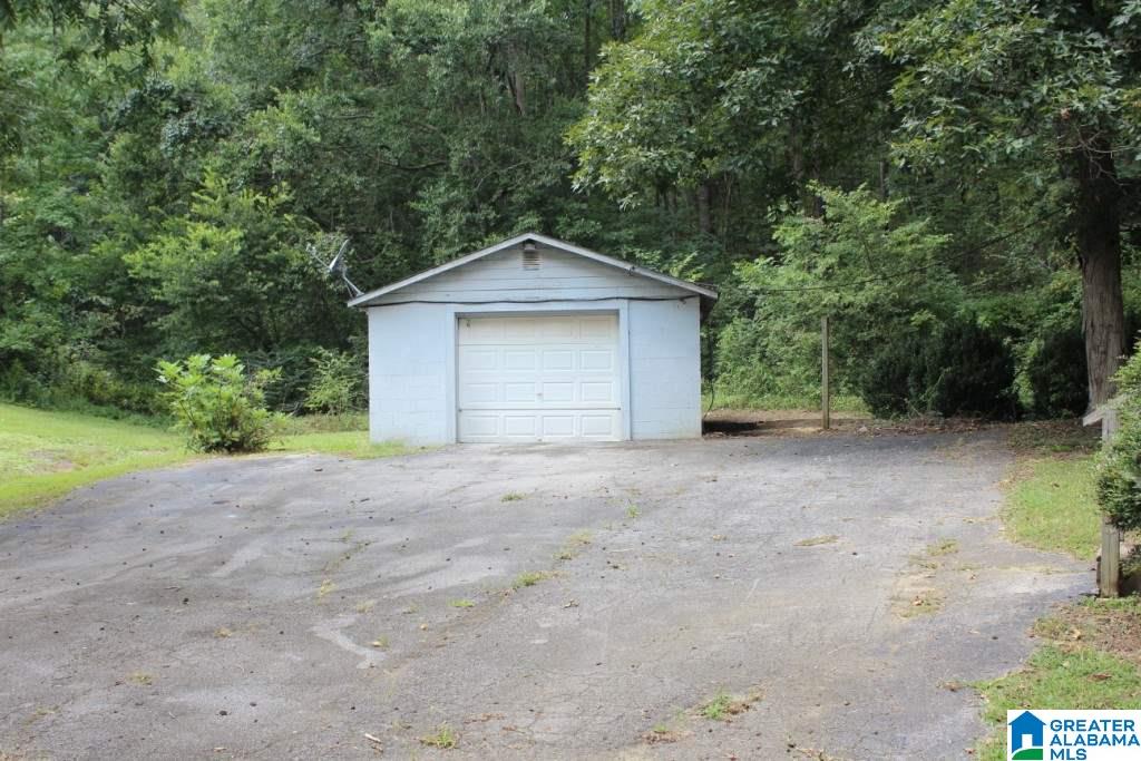 3201 Crawford Cove Road Springville, AL 35146 - Photo 2 of 40