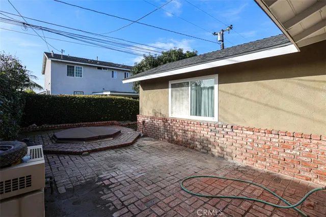 $1,329,000 | 15931 Puritan Circle, Huntington Beach, CA 92647