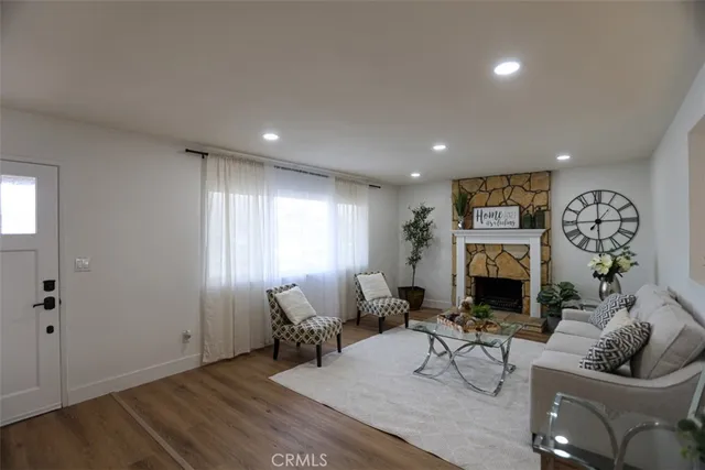 $1,329,000 | 15931 Puritan Circle, Huntington Beach, CA 92647