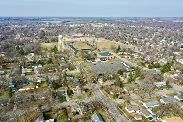 $294,900 | 1304 9th Street Southwest, Willmar, MN 56201