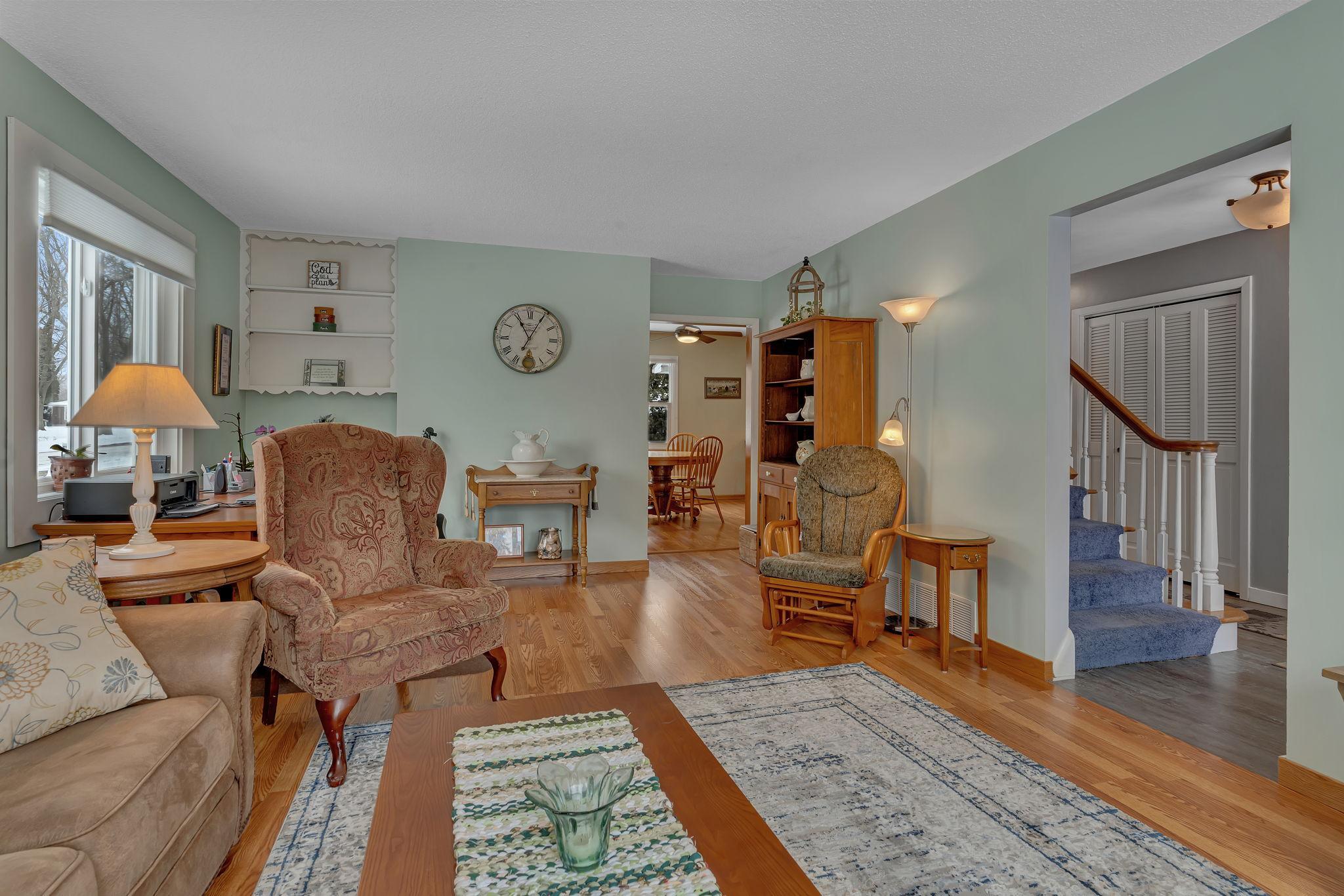 1304 9th Street Southwest Willmar, MN 56201 - Photo 4 of 43