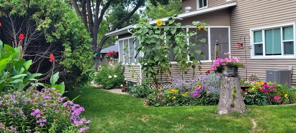 $294,900 | 1304 9th Street Southwest, Willmar, MN 56201