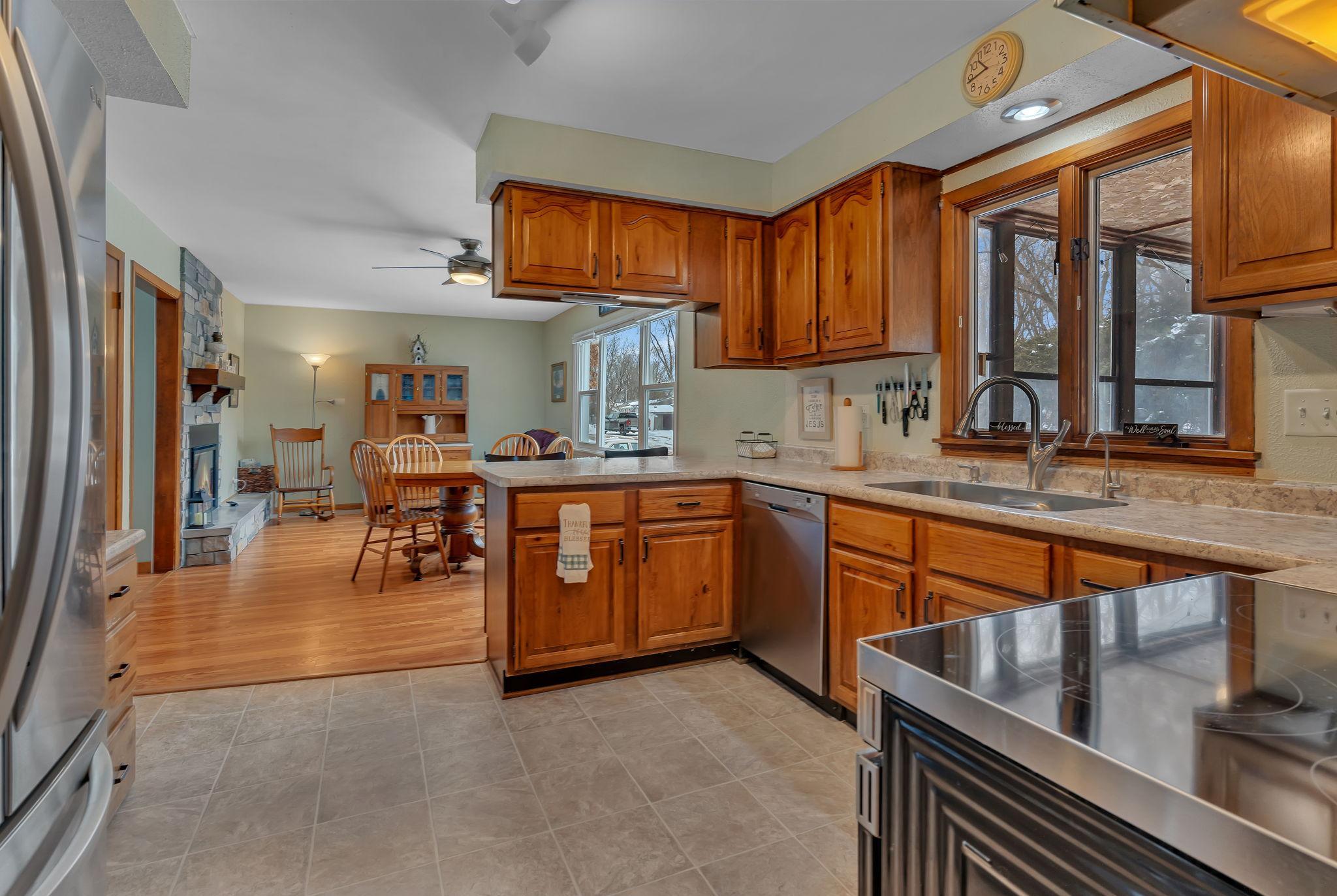 1304 9th Street Southwest Willmar, MN 56201 - Photo 9 of 43