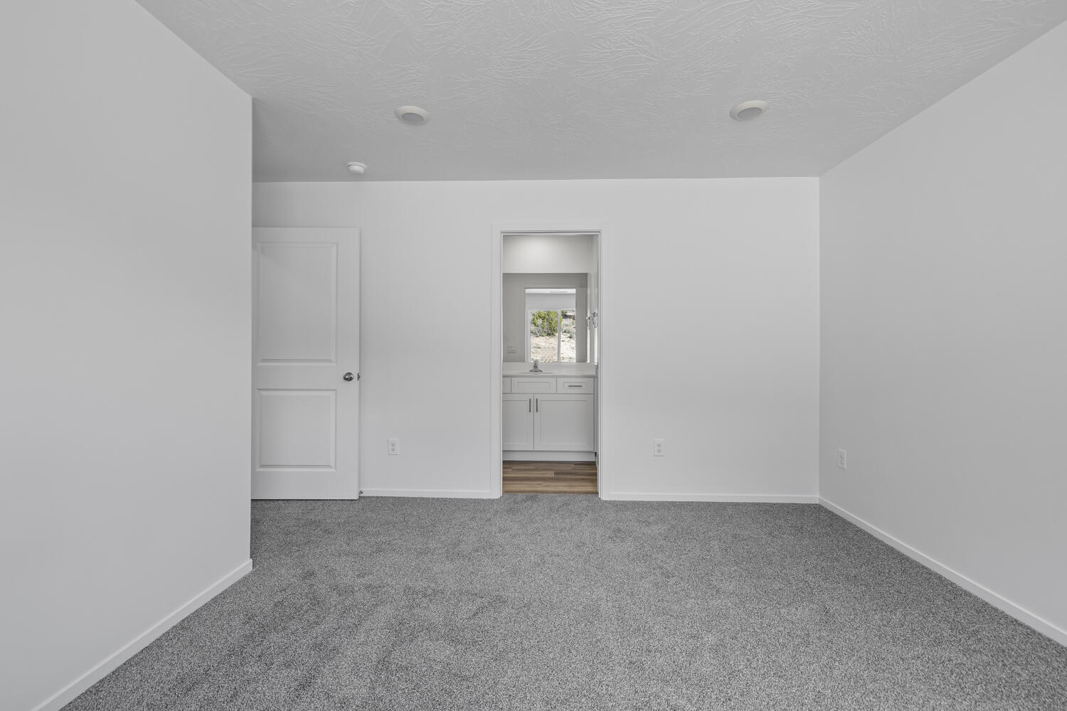 2195 Wolverine Way, Unit 2455 Washington, UT 84780 - Photo 20 of 43 R6II8341