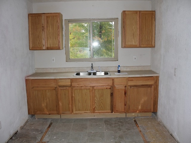 1040 Cook Road Owosso, MI 48867 - Photo 10 of 16 31172415-10.JPG